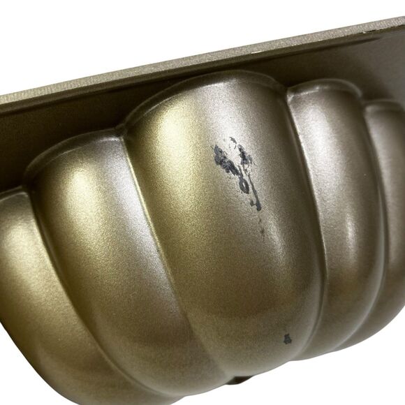 Nordic Ware The Great Pumpkin Pan Aluminum Bundt Cake Mold 10 Cup Thanksgiving - Picture 10 of 13